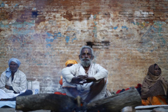 शिवरात्रिका लागि आएका साधुसन्तको सोमबार बिदाइ गरिँदै